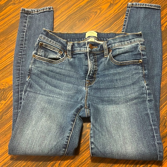 J. Crew 8” Toothpick Jeans sz 28 in Excellent Condition - Picture 3 of 4